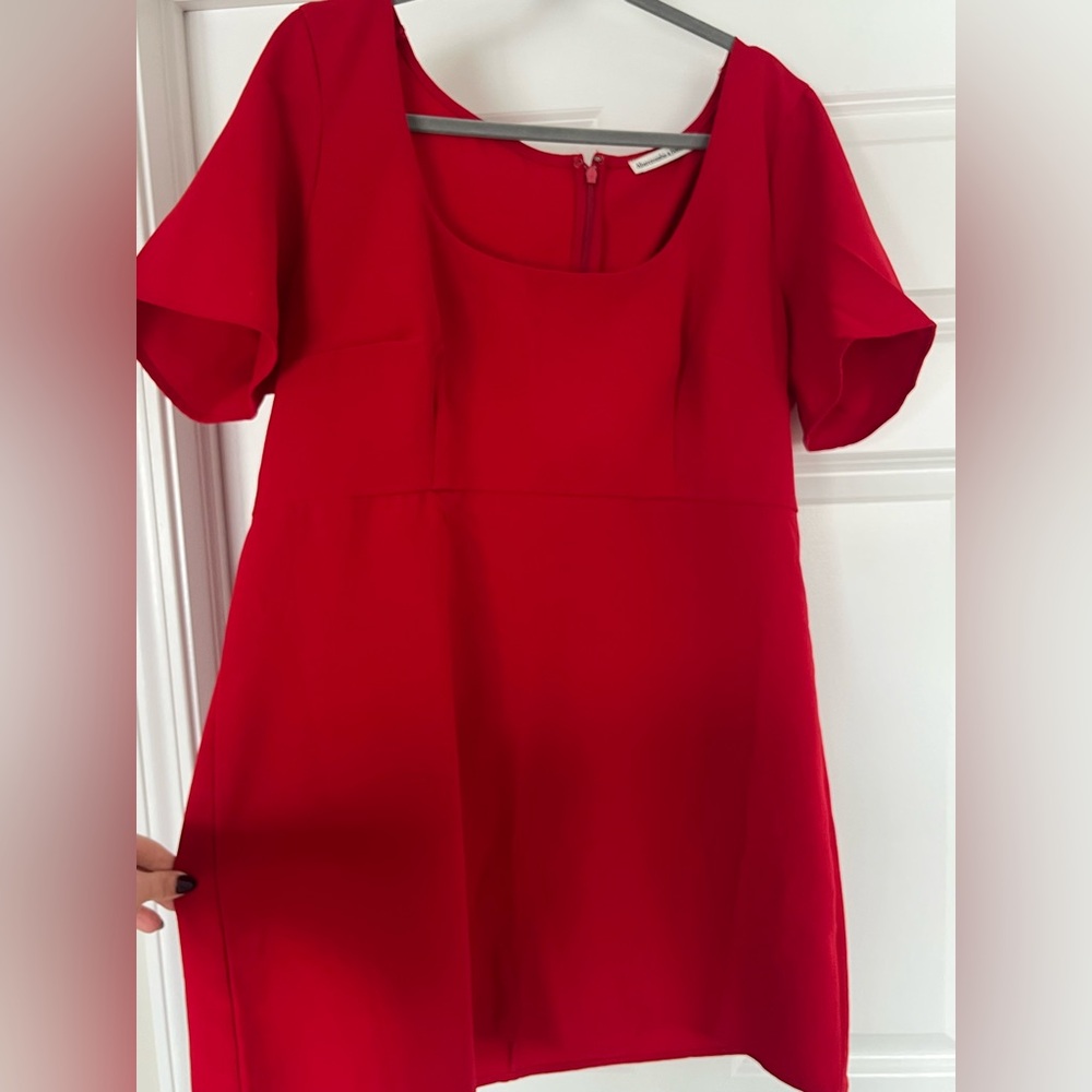 Abercrombie & Fitch Short-Sleeve Scoopneck Mini Dress